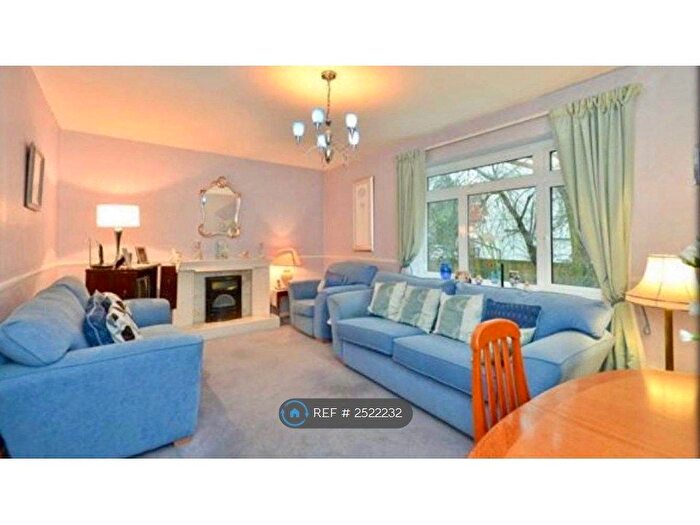 4 Bedroom Flat To Rent In Sydenham Hill Dulwich Park, London, SE23