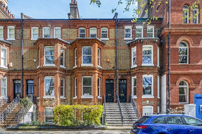 2 Bedroom Flat For Sale In Vincent Square, London, SW1P