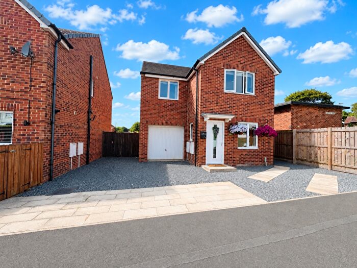 3 Bedroom Detached House For Sale In Fairbairn Road, Peterlee, County Durham, SR8