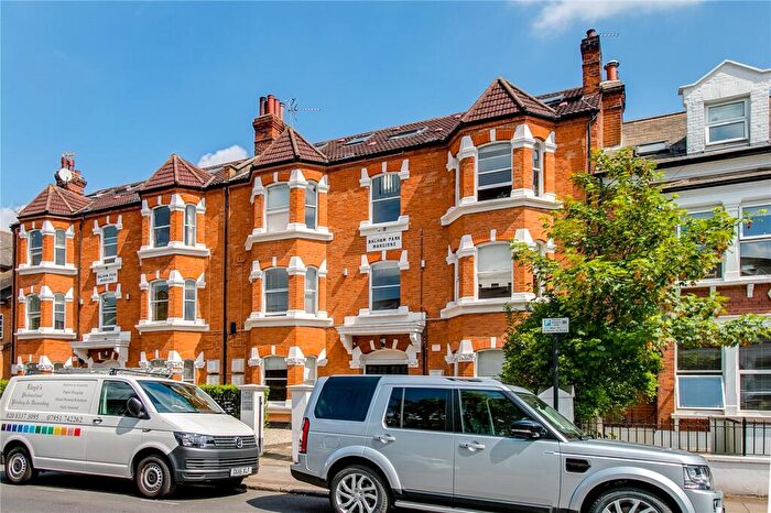 3 Bedroom Flat To Rent In Balham Park Mansions, Balham Park Road, SW12