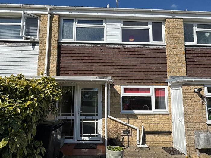 3 Bedroom Terraced House For Sale In Magdalen Lane, Bridport, DT6