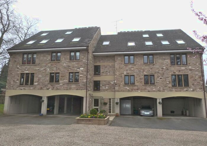 2 Bedroom Flat To Rent In Harlow Manor Park, Harrogate, HG2