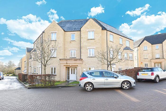 2 Bedroom Apartment To Rent In Hyde Meadow View, Witney, OX28
