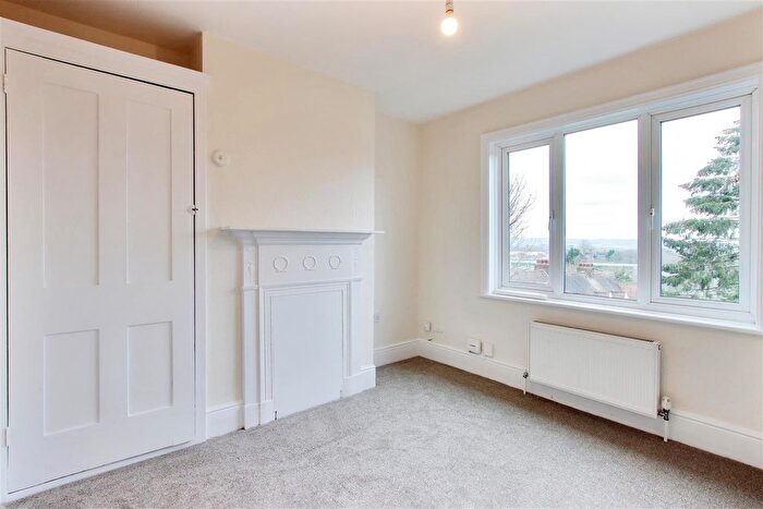 3 Bedroom Terraced House For Sale In Seal Road, Sevenoaks, Kent, TN14