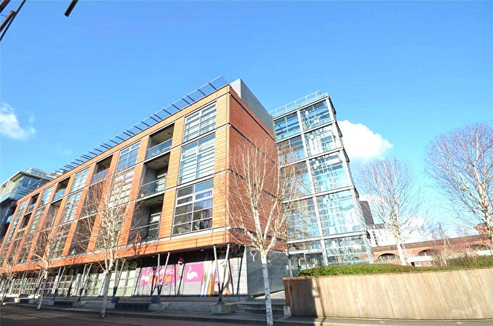 2 Bedroom Apartment To Rent In The Box Works, Castlefield, Manchester City Centre, Manchester, M15