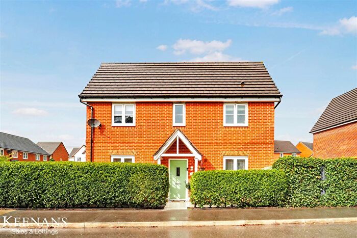 3 Bedroom Detached House For Sale In Horseley Avenue, Worsley, Manchester, M28