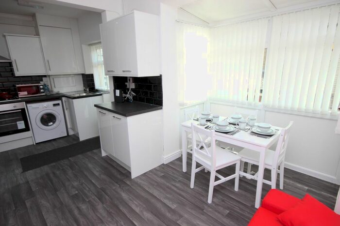 4 Bedroom Property To Rent In Pink Street, Burnley, BB12