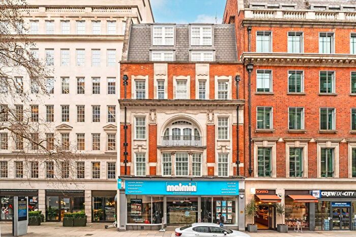 3 Bedroom Flat For Sale In High Holborn, Bloomsbury, WC1V