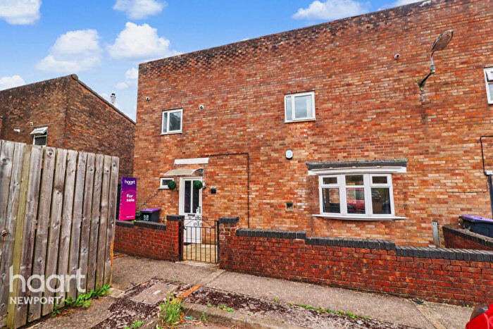 3 Bedroom End Of Terrace House For Sale In Wool Pitch, Cwmbran, NP44