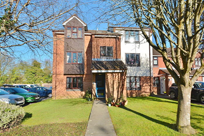 2 Bedroom Apartment For Sale In Barkus Way, Stokenchurch, HP14