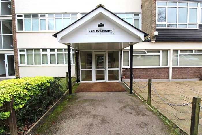 1 Bedroom Flat To Rent In Hadley Road, Barnet, EN5