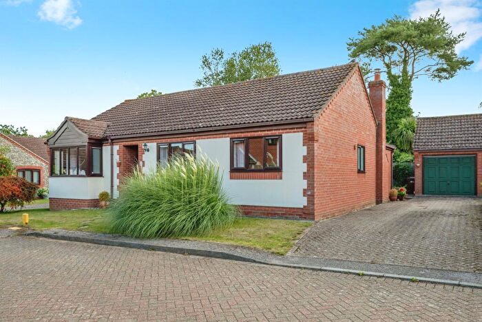3 Bedroom Detached Bungalow For Sale In Eagle Close, Erpingham, Norwich, NR11