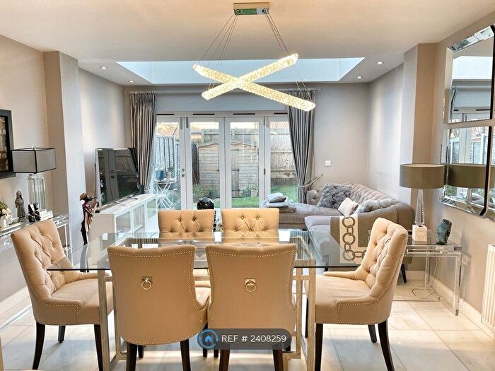 3 Bedroom Semi-Detached House To Rent In Godwin Terrace, Harold Wood, RM3