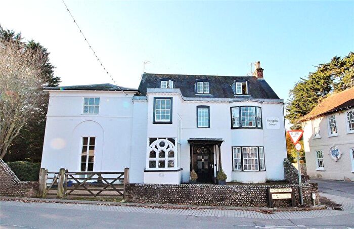 2 Bedroom Flat To Rent In Grey Point House, The Square, Findon, Worthing, BN14