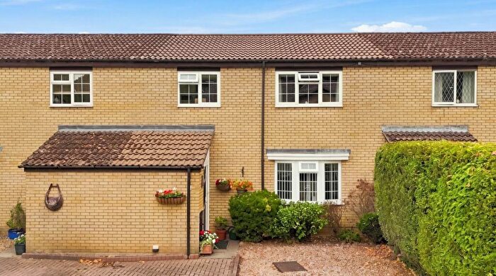 3 Bedroom Terraced House For Sale In Blenheim Way, Stevenage, SG2