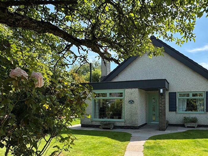 4 Bedroom Detached Bungalow For Sale In Tarn Road, Thornton-Cleveleys, Lancashire, FY5