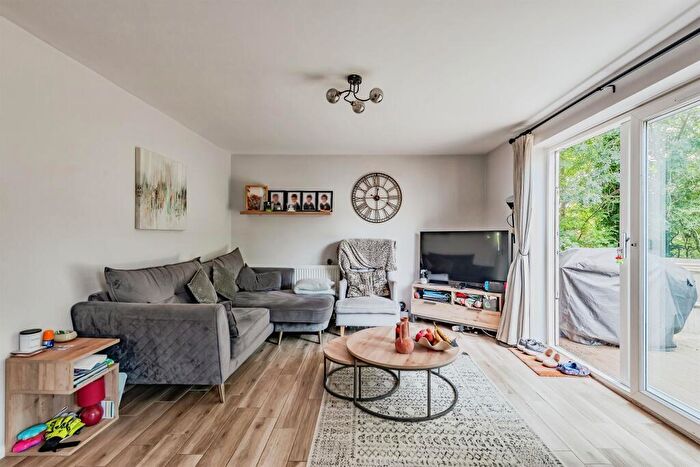 3 Bedroom End Of Terrace House For Sale In Lister Avenue, East Grinstead, RH19