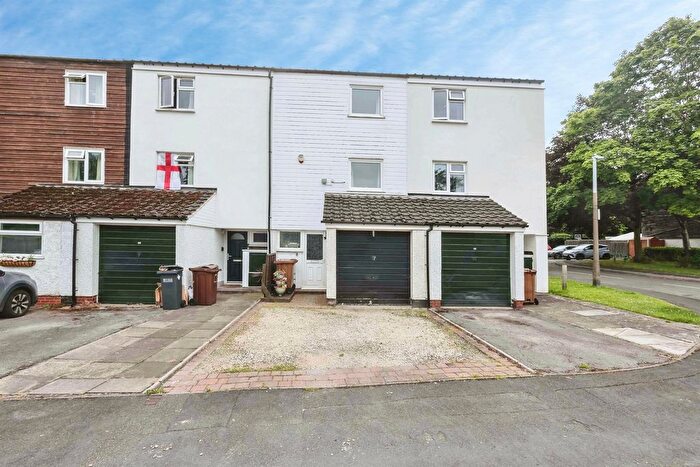 3 Bedroom Property For Sale In Cambridge Drive, Birmingham, B37