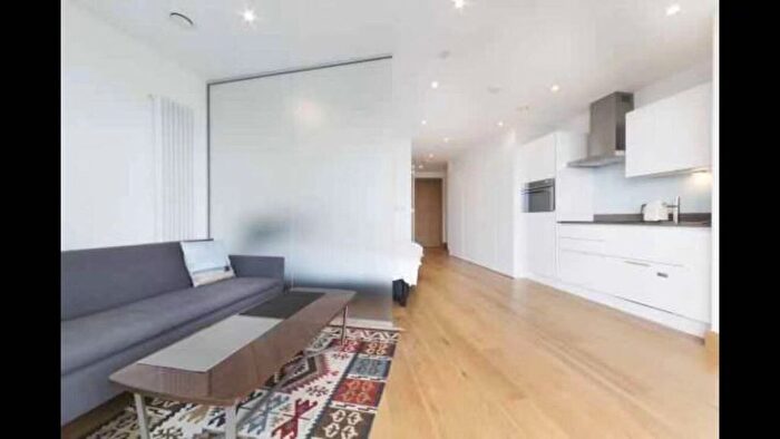 Studio To Rent In Arena Tower, London, E14