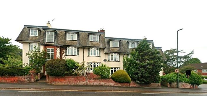 2 Bedroom Flat To Rent In Bournemouth, , Close To Kings Park, BH7