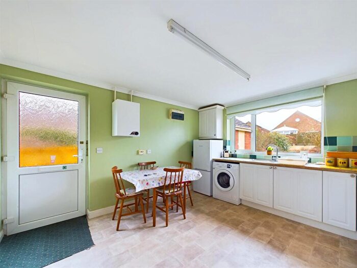 2 Bedroom Semi-Detached Bungalow For Sale In Meakers Way, Huttoft, LN13