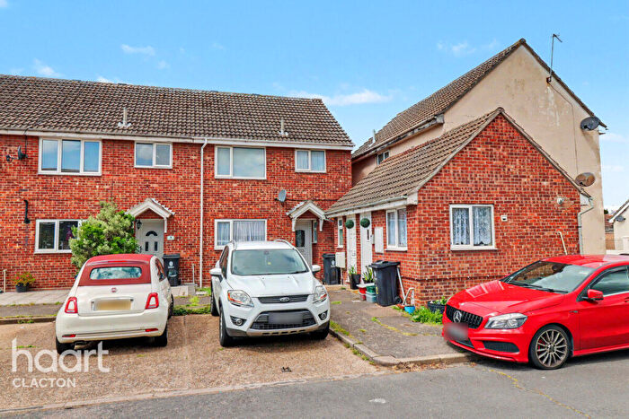 2 Bedroom Apartment For Sale In Dahlia Close, Clacton-On-Sea, CO16