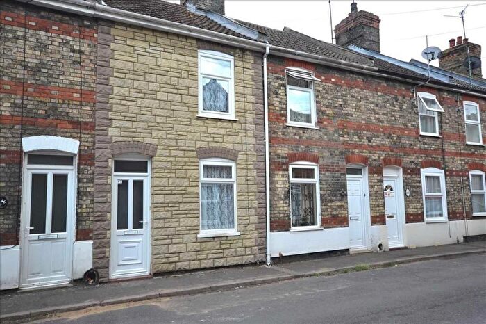 3 Bedroom Terraced House To Rent In George Street, King's Lynn, PE30