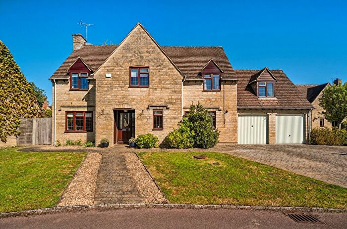 5 Bedroom Detached House For Sale In Keble Lawns, Fairford, Gloucestershire, GL7