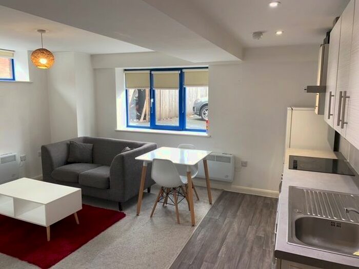 1 Bedroom Flat To Rent In Meridian House, Artist Street, Leeds, LS12