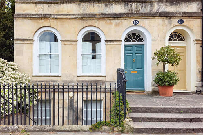 1 Bedroom Apartment To Rent In Henrietta Street, Bath, BA2