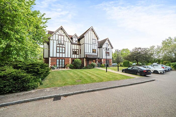 2 Bedroom Flat For Sale In Eastbourne Road, South Godstone, RH9
