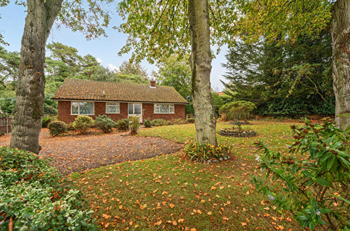 3 Bedroom Detached Bungalow For Sale In Back Lane, Blakeney, Norfolk, NR25
