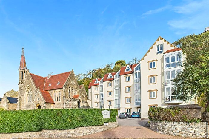 2 Bedroom Flat For Sale In Hill Road, Clevedon, BS21