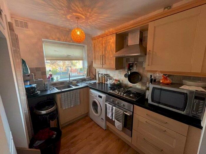 2 Bedroom Property To Rent In Wycliffe Avenue, Newcastle Upon Tyne, NE3