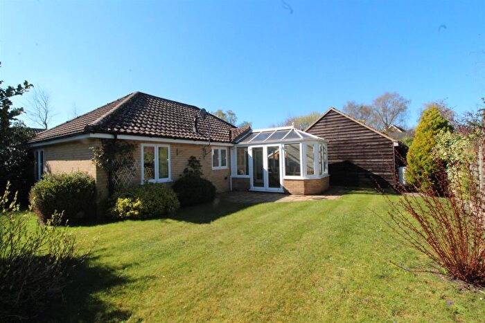 2 Bedroom Bungalow For Sale In Angel Close, Stanton, Bury St. Edmunds, IP31