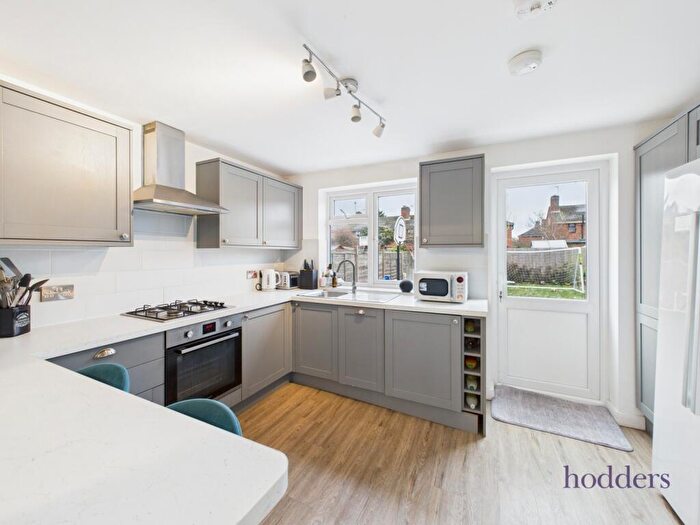 3 Bedroom Terraced House For Sale In Chertsey, Surrey, KT16