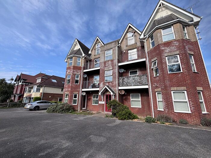 2 Bedroom Apartment To Rent In Florence Road, Bournemouth, BH5