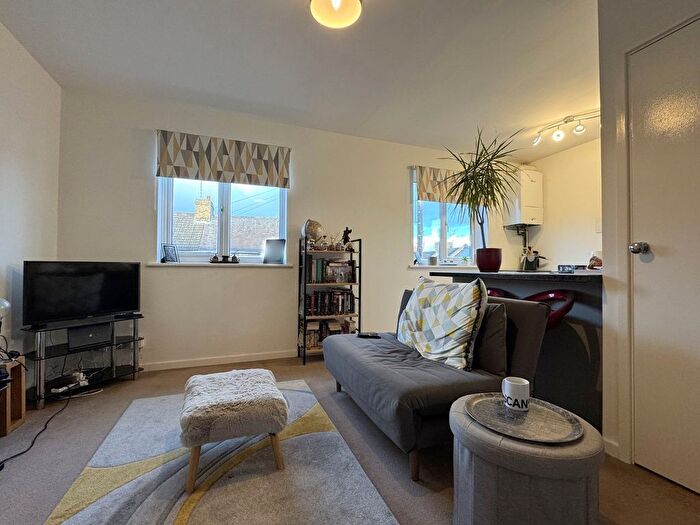 2 Bedroom Flat To Rent In Orchard Street, CM2