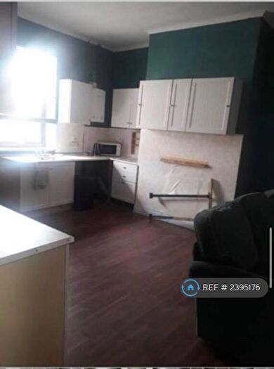 4 Bedroom Terraced House To Rent In Regent Street, Bury, BL9