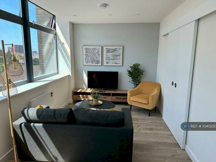 1 Bedroom Flat To Rent In Seymour Grove, Manchester, M16