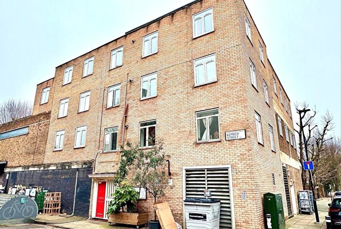 Studio To Rent In Kember Street, London, N1