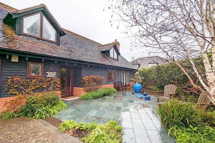 3 Bedroom Detached House To Rent In Old Lock Cottage, Lock Lane, Birdham, PO20