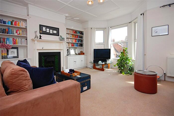 3 Bedroom Maisonette To Rent In St. Andrews Road, London, NW10