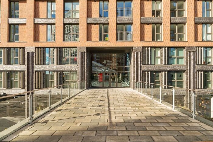 2 Bedroom Apartment To Rent In The Junction Leeds, LS12