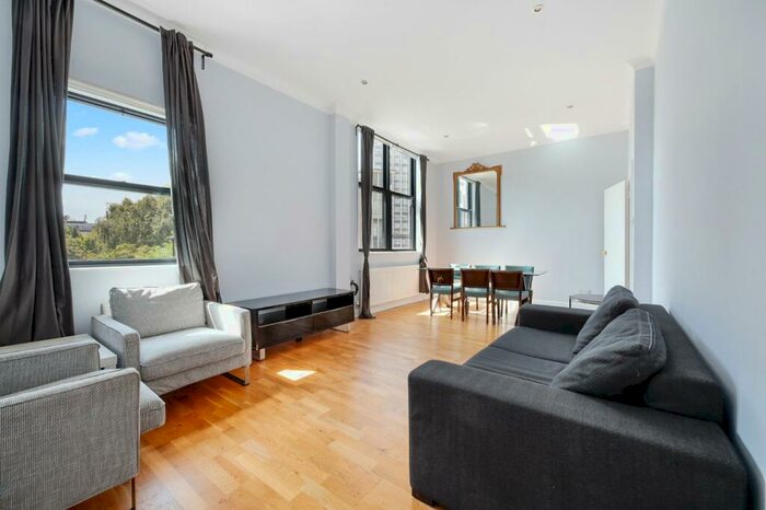 2 Bedroom Apartment To Rent In St John Street, EC1V
