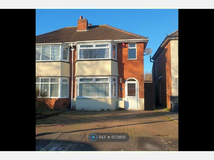 3 Bedroom Semi-Detached House To Rent In Parkdale Road, Birmingham, B26