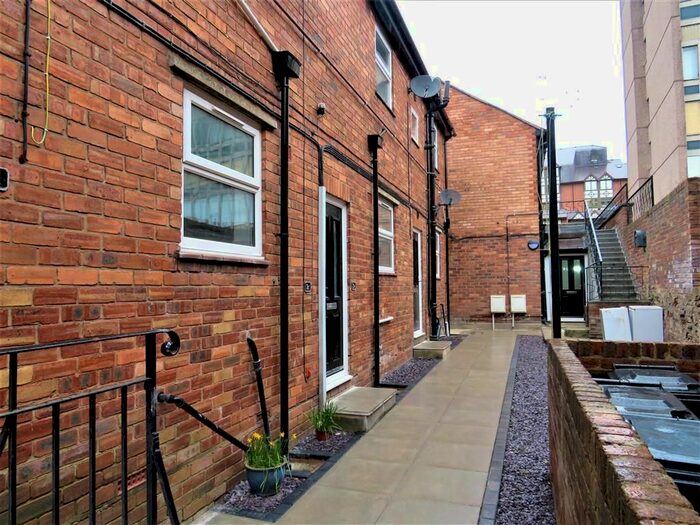 2 Bedroom Flat To Rent In Trinity Street, Chester, CH1
