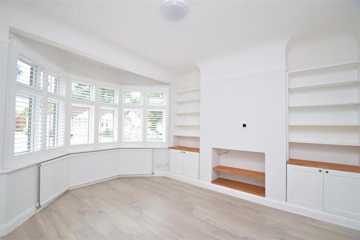 3 Bedroom Terraced House To Rent In Mount Park Road, Pinner, HA5
