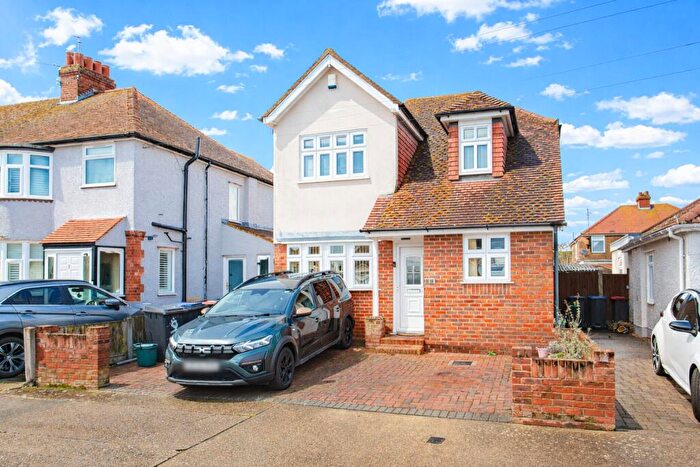 3 Bedroom Detached House For Sale In Bullers Avenue, Herne Bay, Kent, CT6