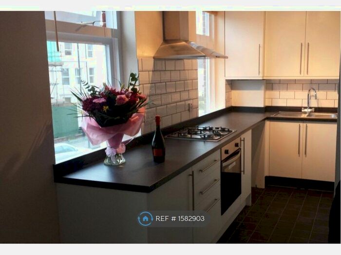 1 Bedroom Flat To Rent In London Road, St Albans, AL1